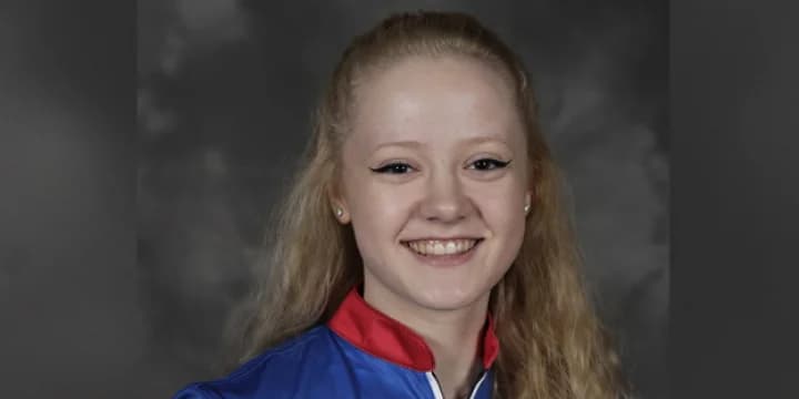 Illinois high school senior, global champion Mabel Cummins named 2019 Alberta E. Crowe Star of Tomorrow
