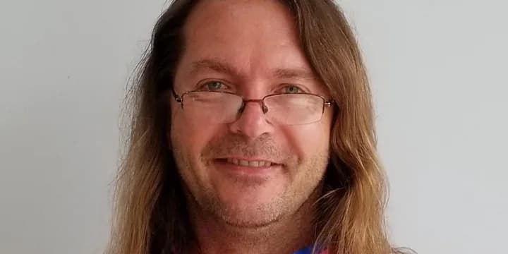 Olympics booster, former collegiate All-American Chris Viale leads qualifying at 2019 PBA50 Hamilton Lanes & Entertainment Center Open