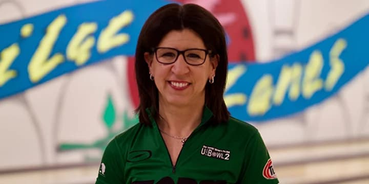 Hall of Famer Liz Johnson leads qualifying at 2021 PWBA Spokane Open
