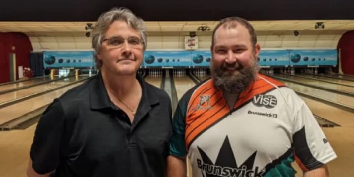 Matt Mysliwiec, Chris Gibbons win MAST doubles at Lake Ripley Lanes in Cambridge