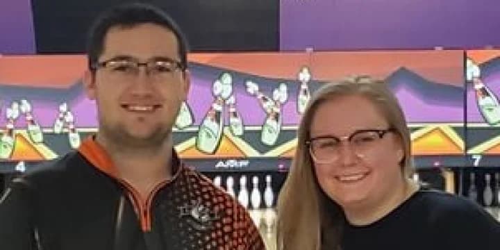 Erin Michelfelder defeats Alex Leeman to take Wolf River Scratch Bowlers Tour at Marion Rec in Marion