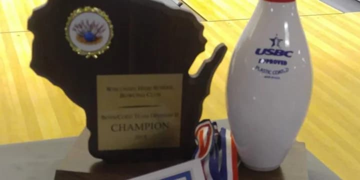 2022 Wisconsin High School Bowling State Championships this weekend at Sabre Lanes in Menasha, Super Bowl in Appleton