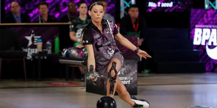 Shannon O'Keefe, Clara Guerrero separate from field in qualifying at 2022 PWBA BowlTV Classic; O'Keefe also leads BVL Classic qualifying