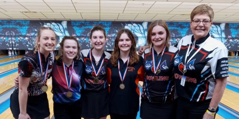 District 8a wins boys/co-ed, Madison area District 4 takes girls team titles at HSBC All-Star Team Challenge to close 2022-23 state high school bowling season