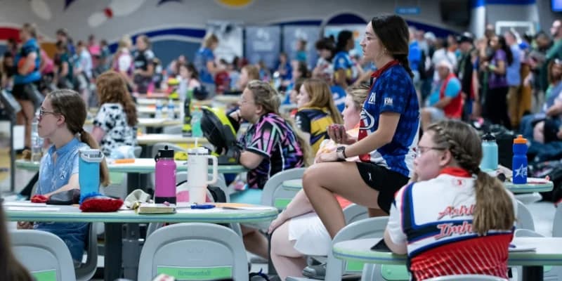 Trae Henrichsmeyer fourth, Braden Mallasch eighth in U18 lead 9 Wisconsin bowlers advancing as qualifying ends for U18, U15, U12 2023 Junior Gold Championships