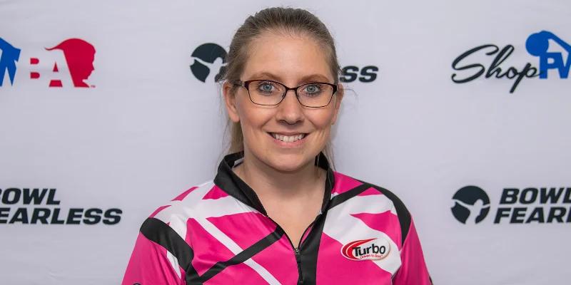 Kayla Pashina tops high-scoring starts to 2024 USBC Women’s Championships by taking all-events lead with 2,198
