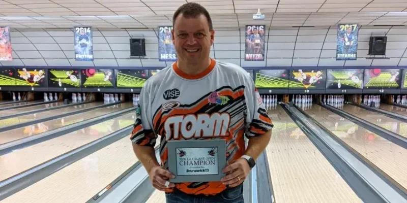 Tom Hess extends lead in second round of qualifying at 2024 PBA50 Fort Myers Classic