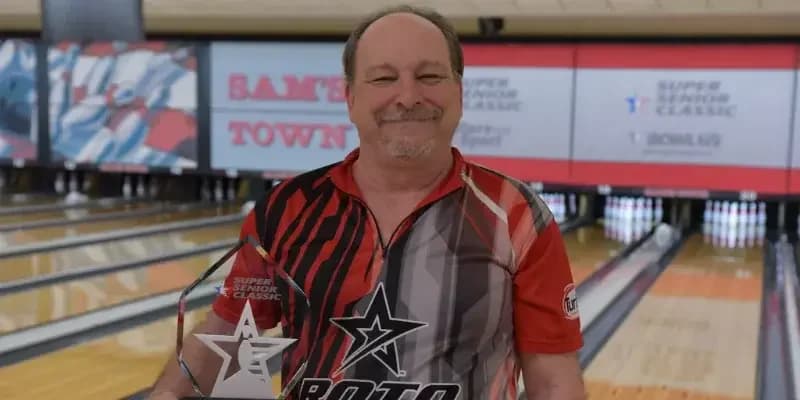 John Marsala leads as top 32 advance to final day of 2024 PBA50 South Shore Classic