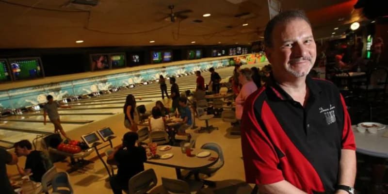 Dream Lanes owner Robin Goldberg says sale in the works, but he will remain manager if it happens