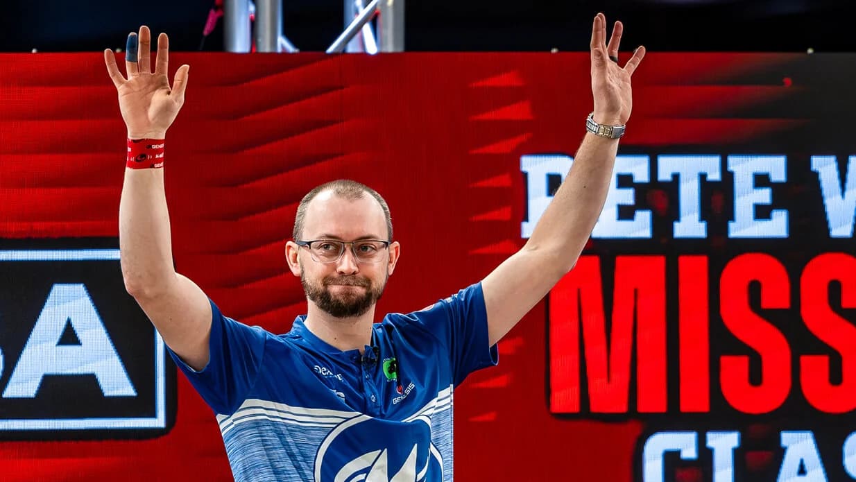 E.J. Tackett back on top after Day 1 of 2025 PBA Pete Weber Missouri Classic