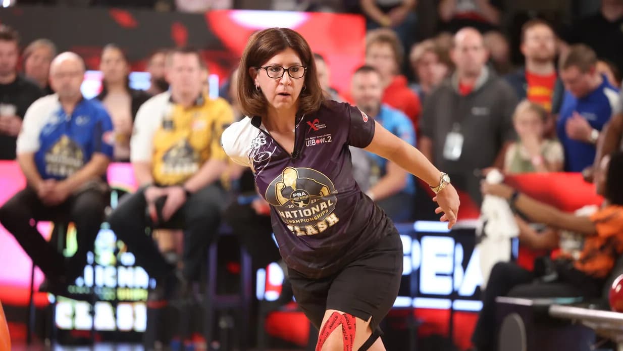 Liz Johnson leads 2025 PBA50 Petraglia Championship as she aims to add PBA50 Tour title to her PBA Tour title at PBA50 World Series of Bowling