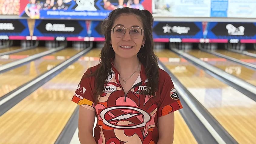 Julia Bond averages 238-plus to lead top 12 into match play at 2025 PWBA Rochester Open