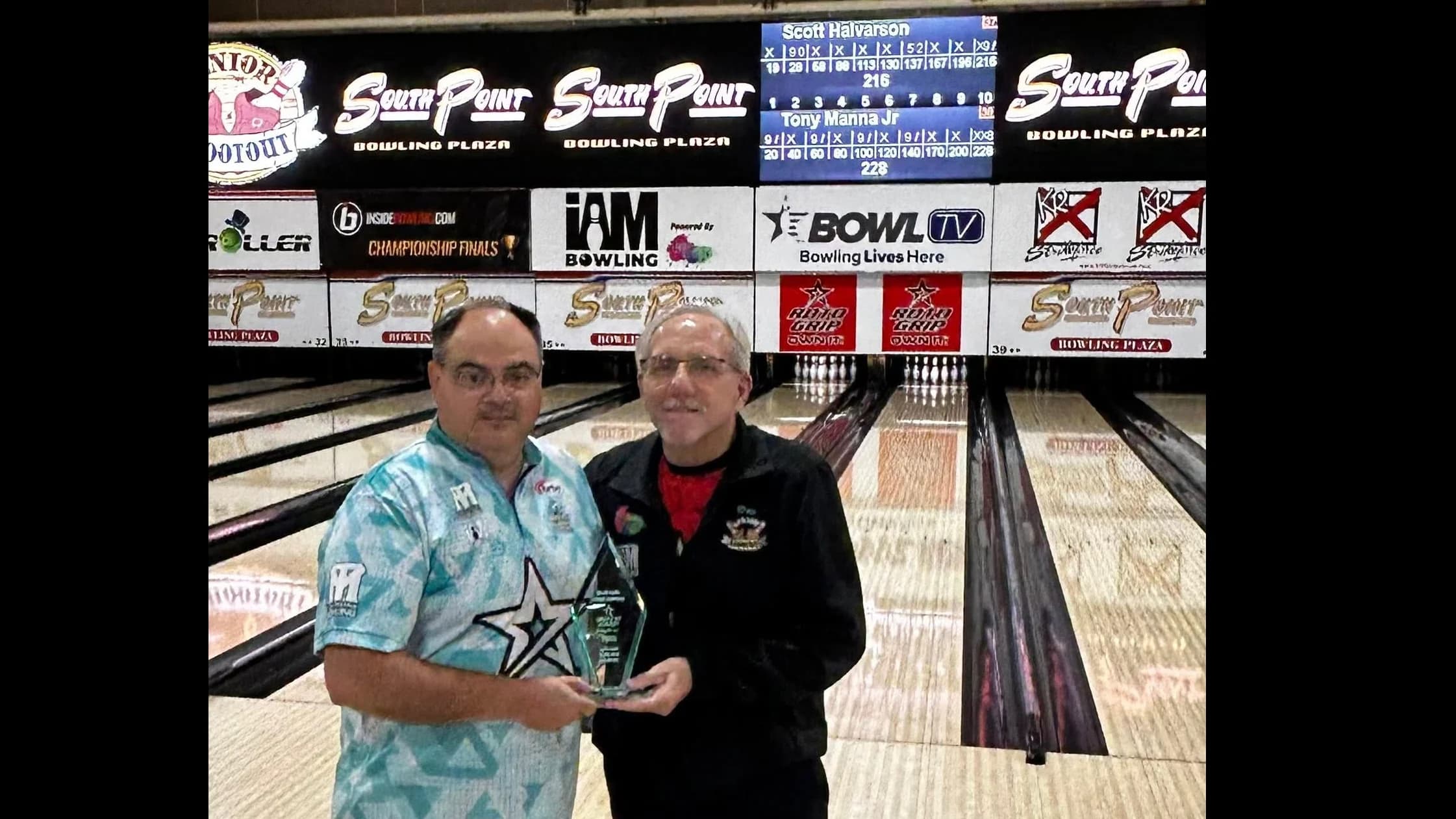 Tony Manna Jr. edges Scott Halvarson to win 2025 South Point Senior Shootout Roto Grip Challenge