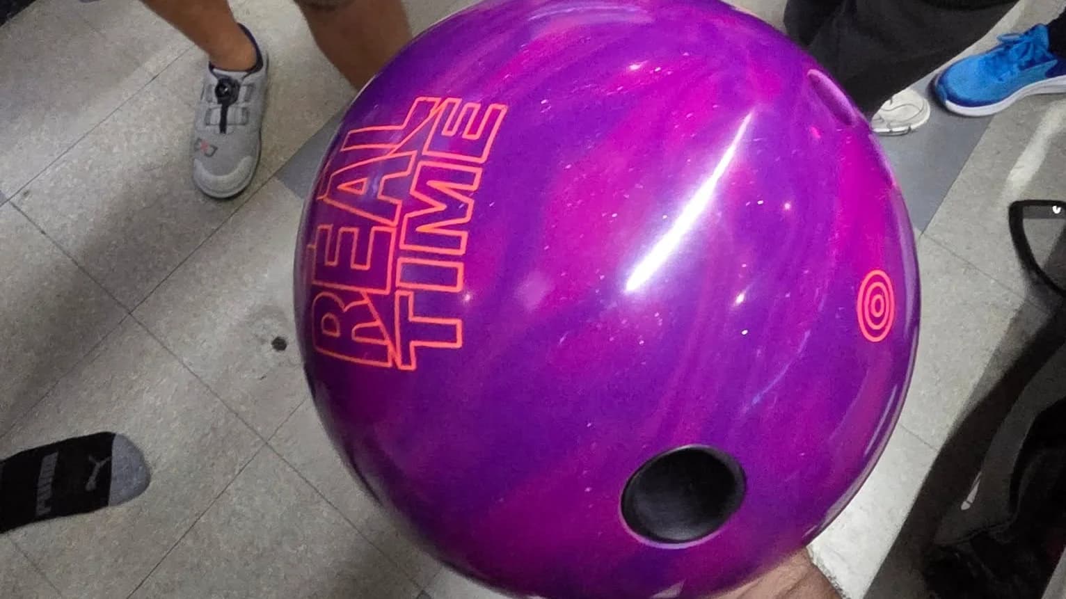 Andrew Granite fires 900 series on 46-foot SYC Challenge pattern at Country Club Lanes in Sacramento, California