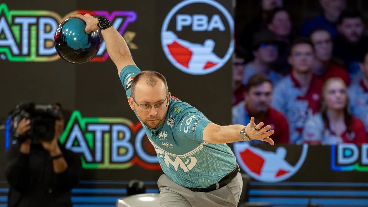 Seeking pair of four-peats, E.J. Tackett stays on top as 2026 AMF PBA World Championship heads to match play