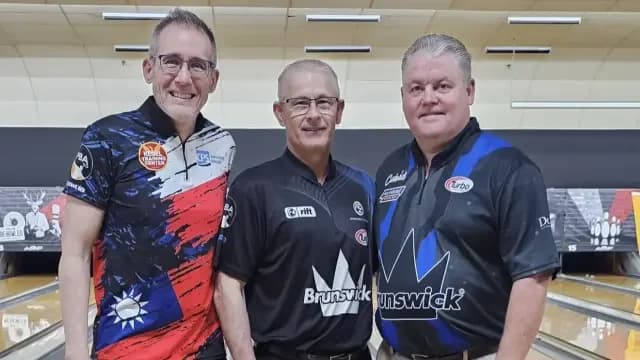No structural damage to finger, but apparent popped blood vessel likely to keep John Janawicz sidelined for weeks after 2026 PBA50 Ballard Championships show