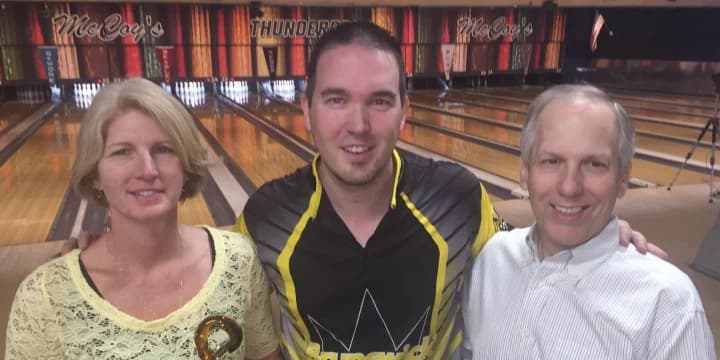 Sean Rash overcomes injury to beat idol Pete Weber for 9th career PBA Tour title