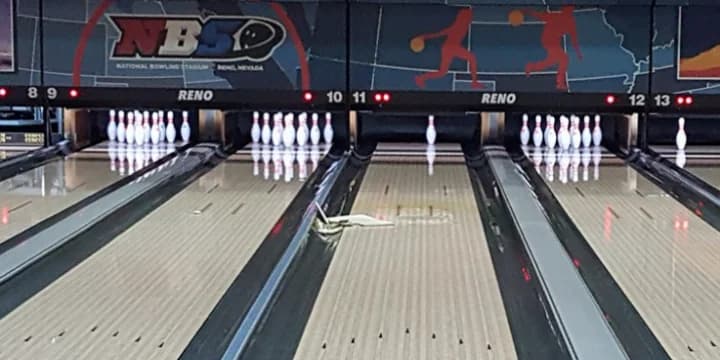 Water leaking on lanes forces another move of competitors at 2016 Open Championships