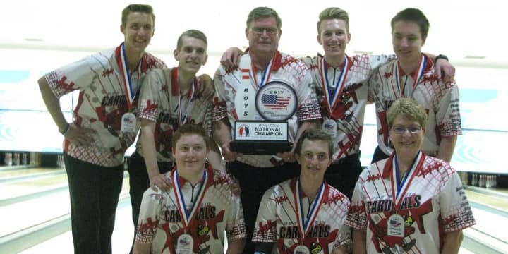 Sun Prairie boys win team title, Andrew Olson singles title at U.S. High School Bowling National Championship