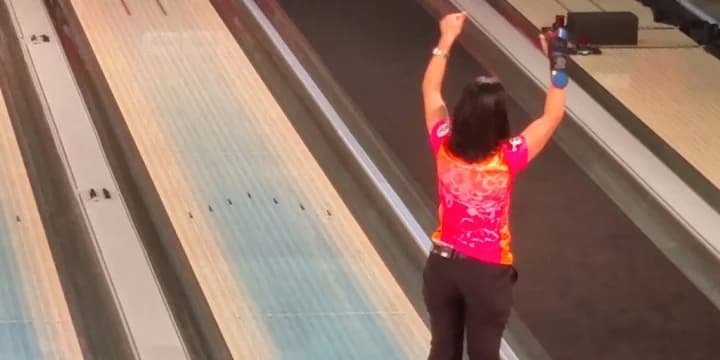 Liz Johnson joins Kelly Kulick as only women with a PBA Tour title by winning PBA Chameleon Championship