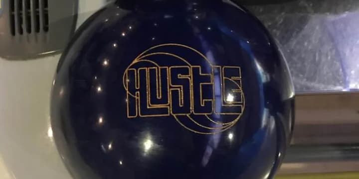 Chris Pollentier fires 826, Scott Erickson rolls 805, Lauren Sammel slams 705