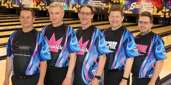 Melrose Bowl Red of Minnesota knocks off S&B Pro Shop 1 for team lead at 2019 USBC Open Championships