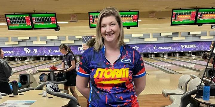Dasha Kovalova maintains lead, cut falls to minus 19 at 2022 USBC Queens; Cottage Grove's Brittany Pollentier makes match play